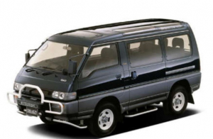 Коврик в багажник Mitsubishi Delica 1993-2006 (кузов PE8W)